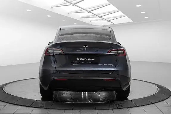 Tesla Model Y 2021 photo 4