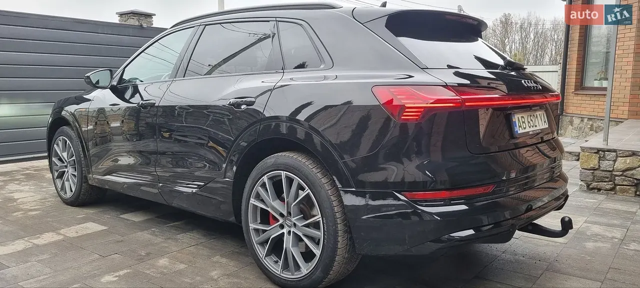 Audi E-Tron 2019 photo 4