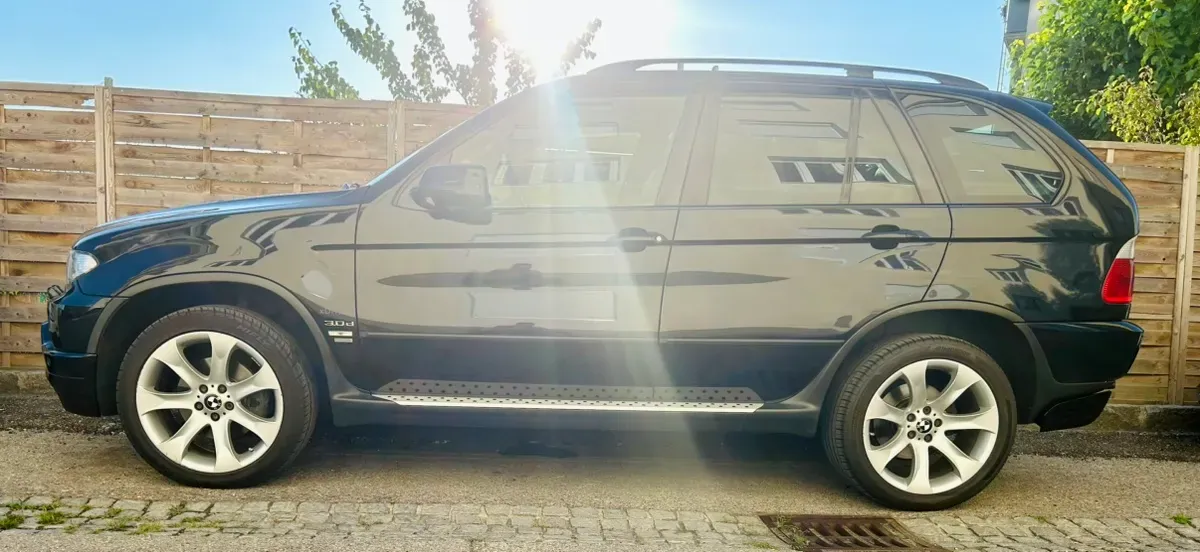 BMW X5 2004 photo 2