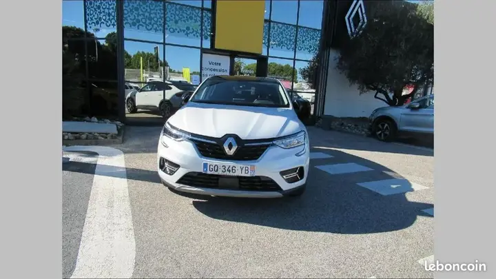 Renault Arkana 2023 photo 2