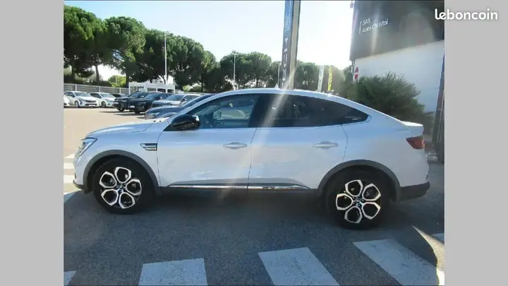 Renault Arkana 2023 photo 5