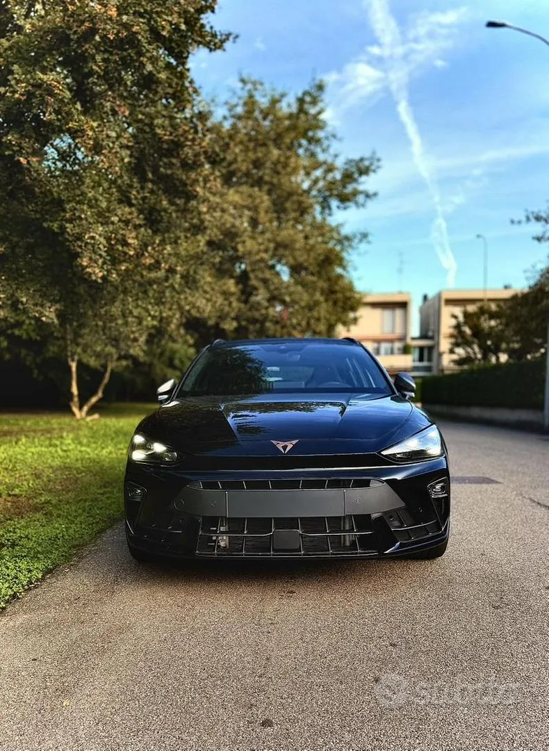 Cupra Leon 2024 photo 2