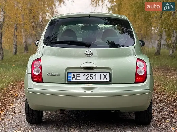 Nissan Micra 2006 photo 5
