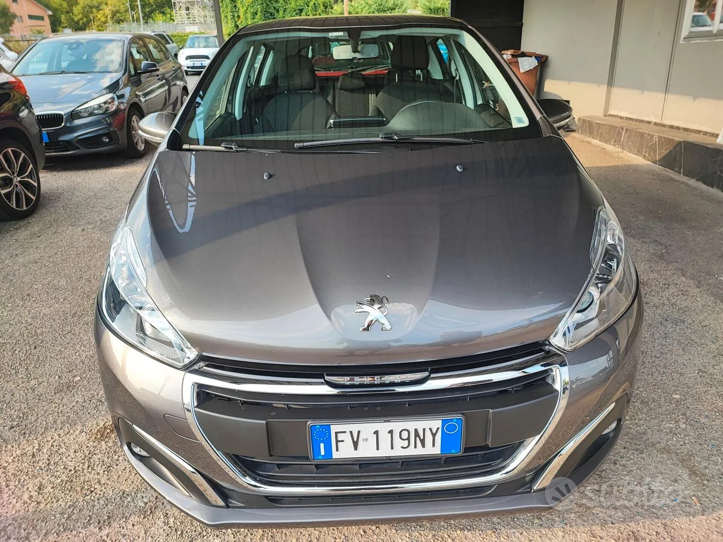 Peugeot 208 2019 photo 2