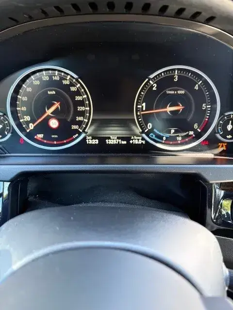 BMW X5 2015 photo 2