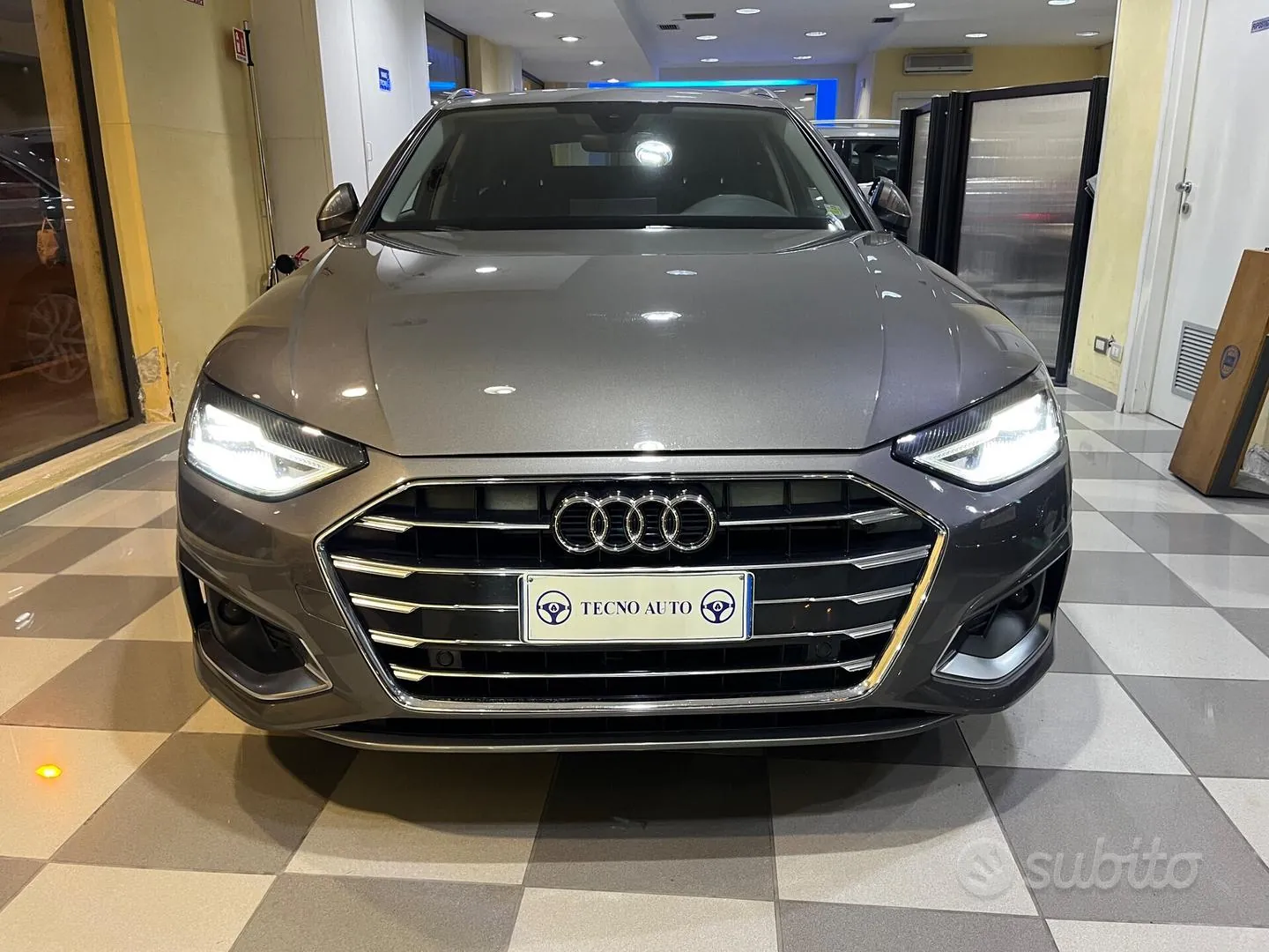 Audi A4 2019 photo 2