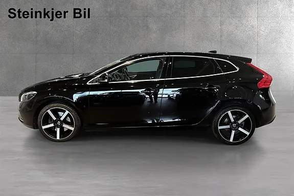 Volvo V40 2016 photo 2