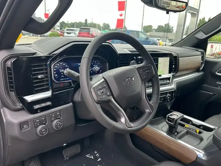 Chevrolet Silverado 1500 2026 photo 4