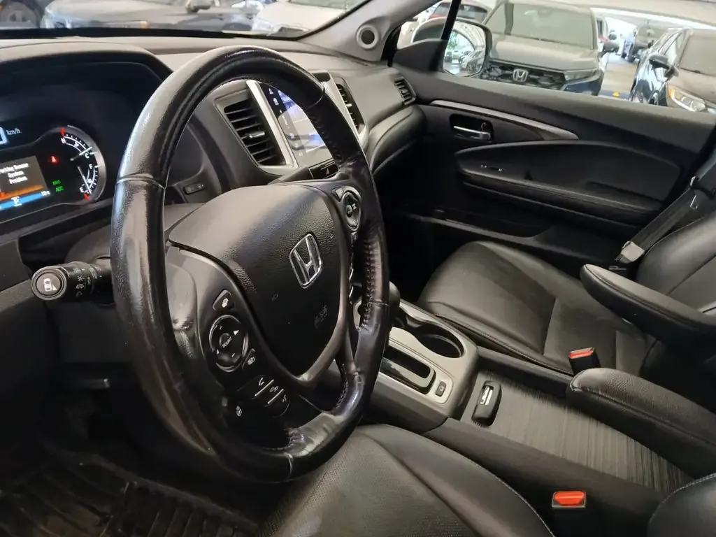 Honda Ridgeline 2019 photo 2