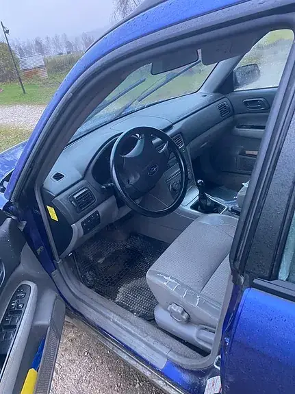 Subaru Forester 2004 photo 3