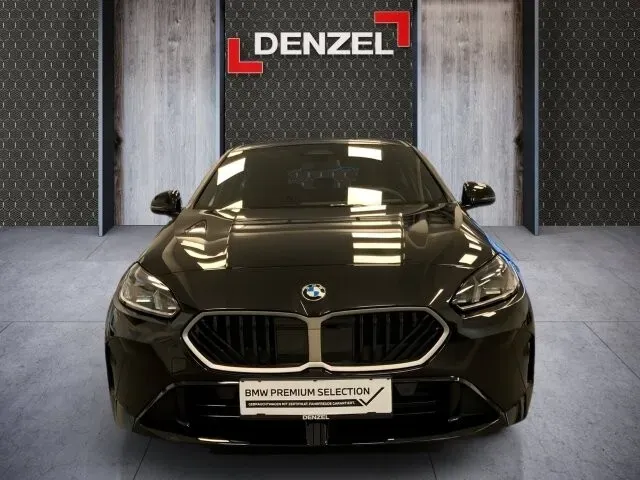 BMW 1 Series 2025 photo 3