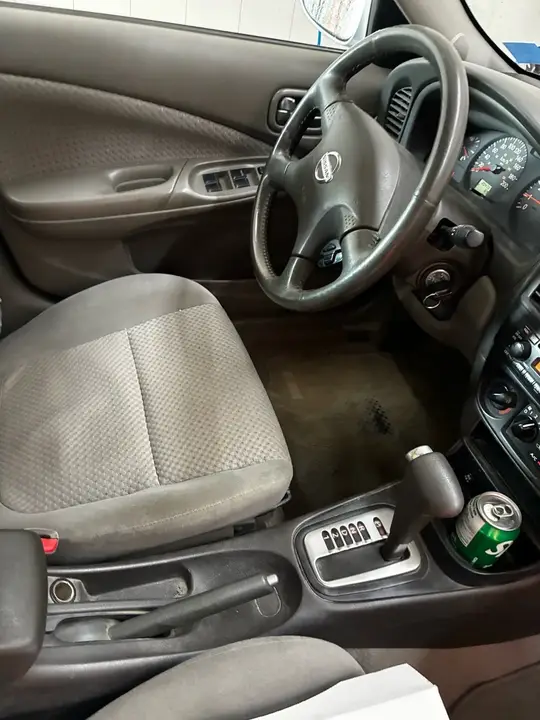 Nissan Sentra 2006 photo 2