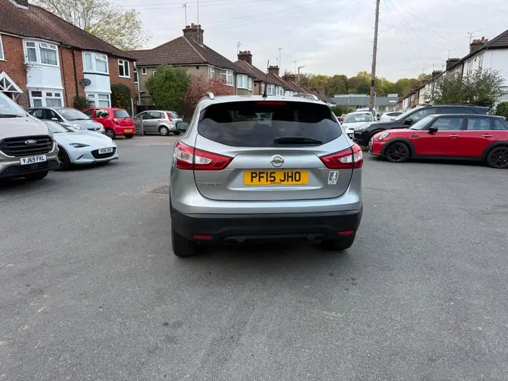 Nissan Qashqai 2015 photo 4