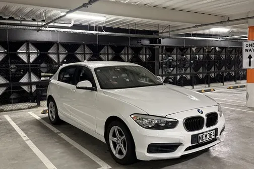 BMW 118I