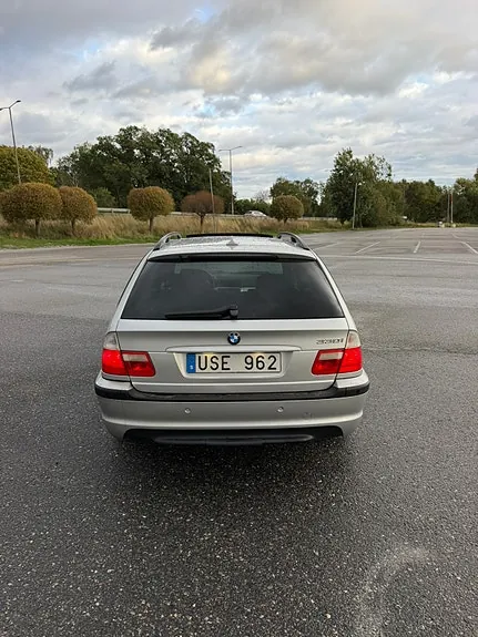 BMW 330I 2004 photo 4
