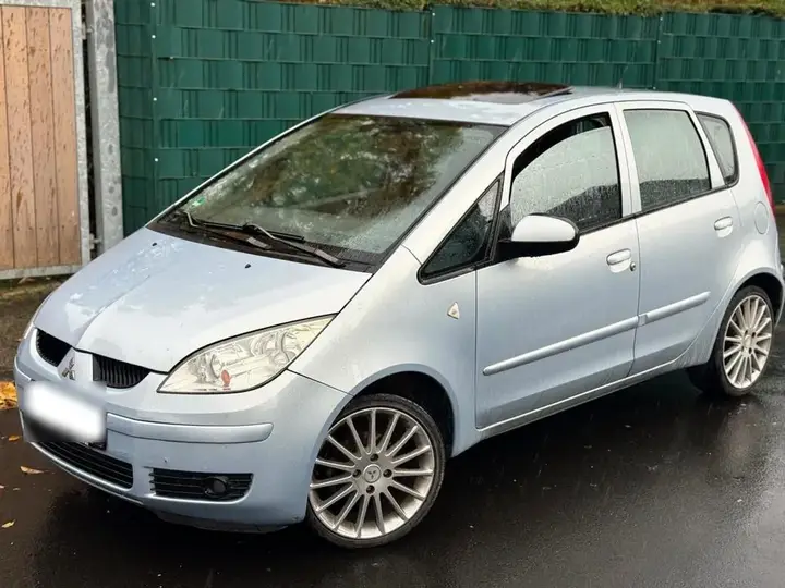Mitsubishi Colt