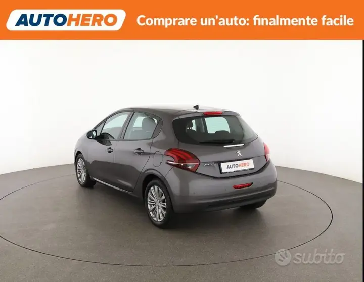 Peugeot 208 2019 photo 4
