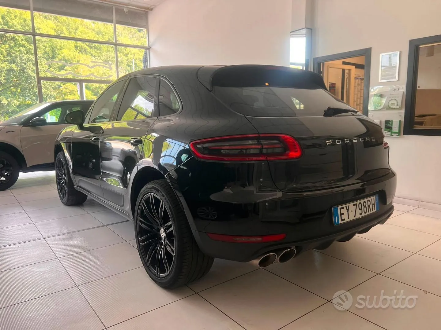Porsche Macan 2015 photo 2