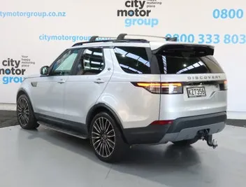 Land Rover Discovery 2017 photo 3
