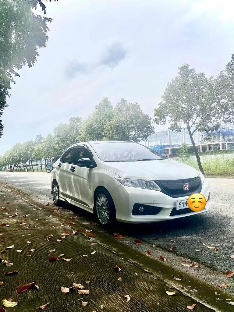Honda City 2015 photo 4