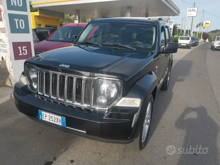 Jeep Cherokee 2013 photo 4
