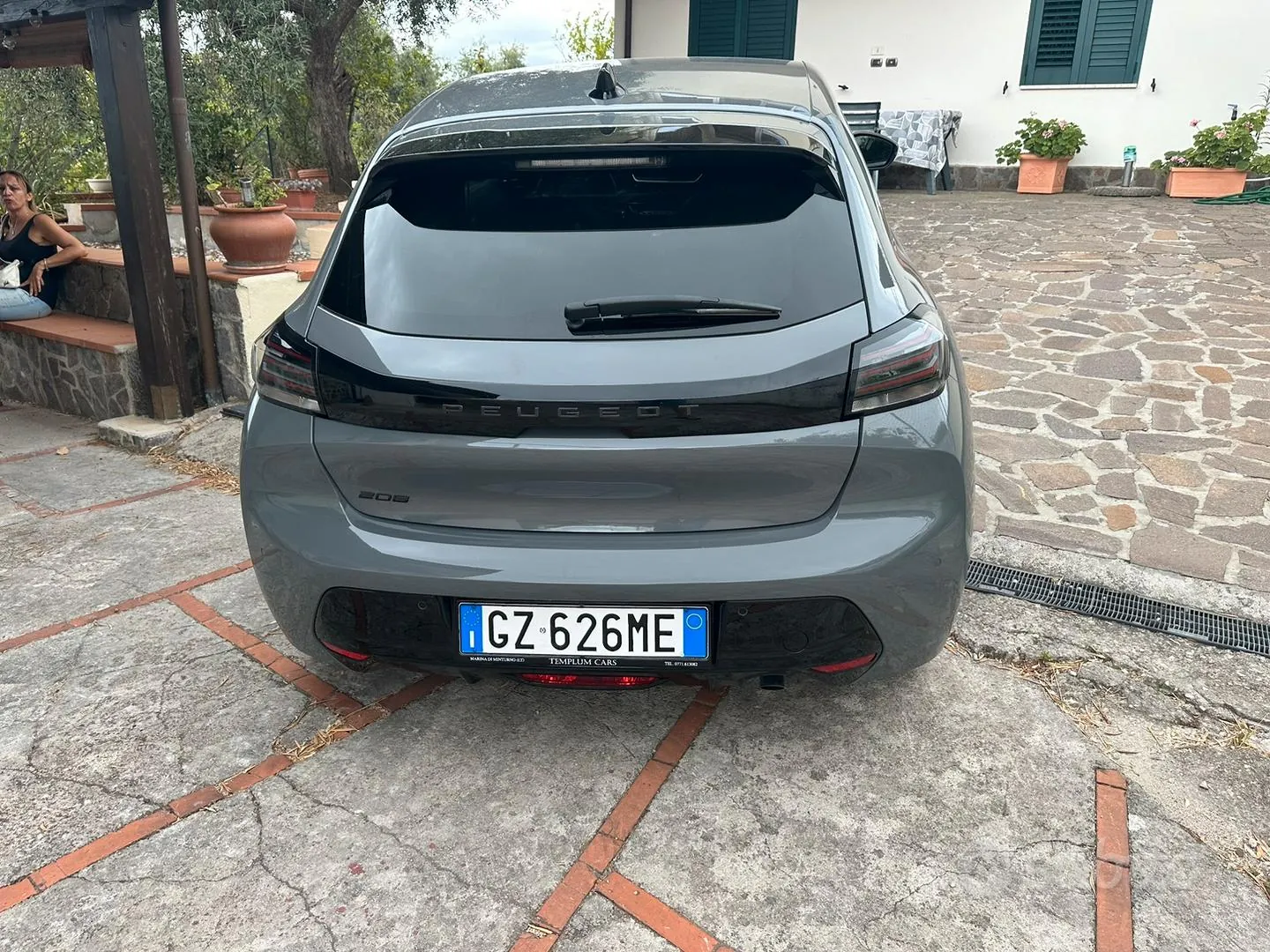 Peugeot 208 2025 photo 3