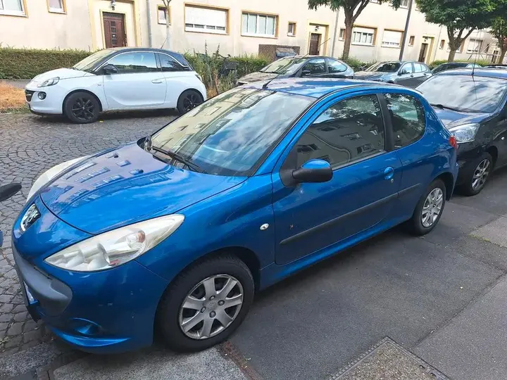 Peugeot 206
