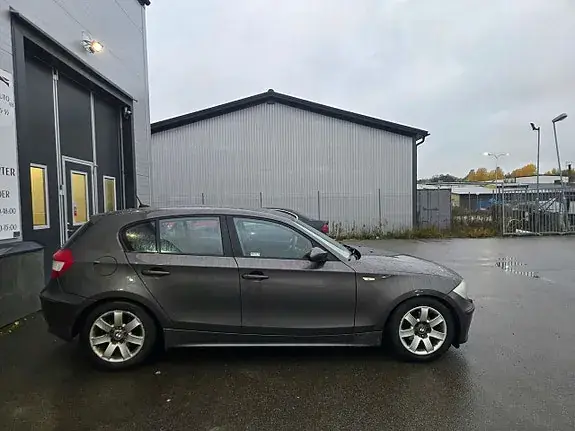 BMW 120I 2005 photo 2