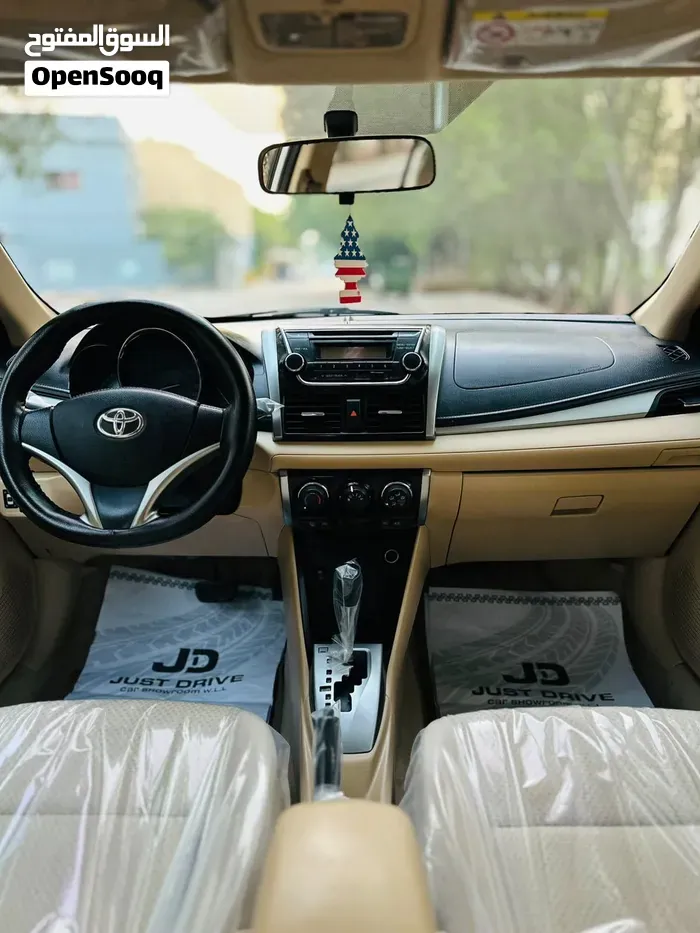 Toyota Yaris 2014 photo 3