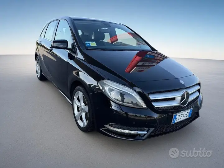 Mercedes-Benz B 2013 photo 5