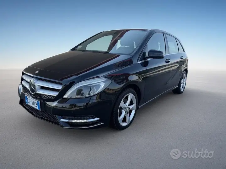 Mercedes-Benz B 2013 photo 2