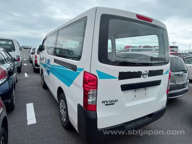 Nissan Nv350Caravan Dx 2016 photo 3
