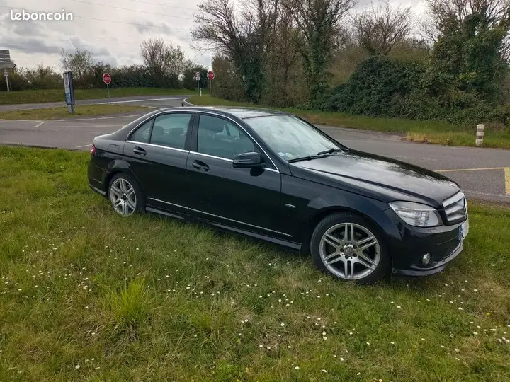 Mercedes-Benz C220 2009 photo 2