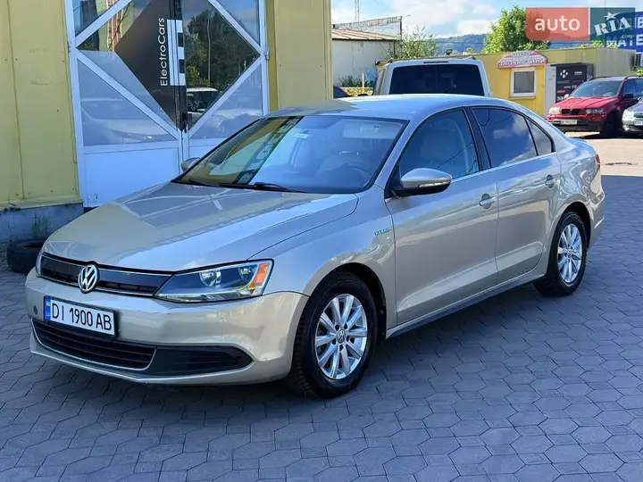 Volkswagen Jetta 2012 photo 4