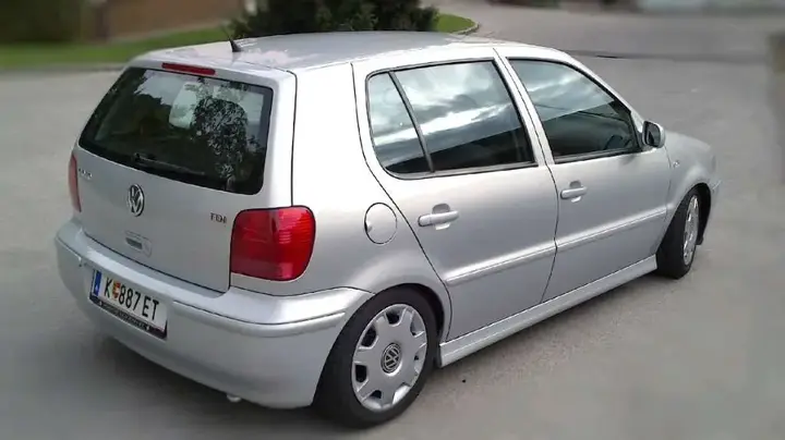 Volkswagen Polo 2000 photo 2