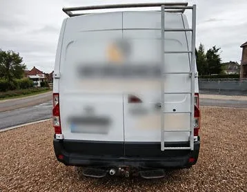 Nissan Nv400