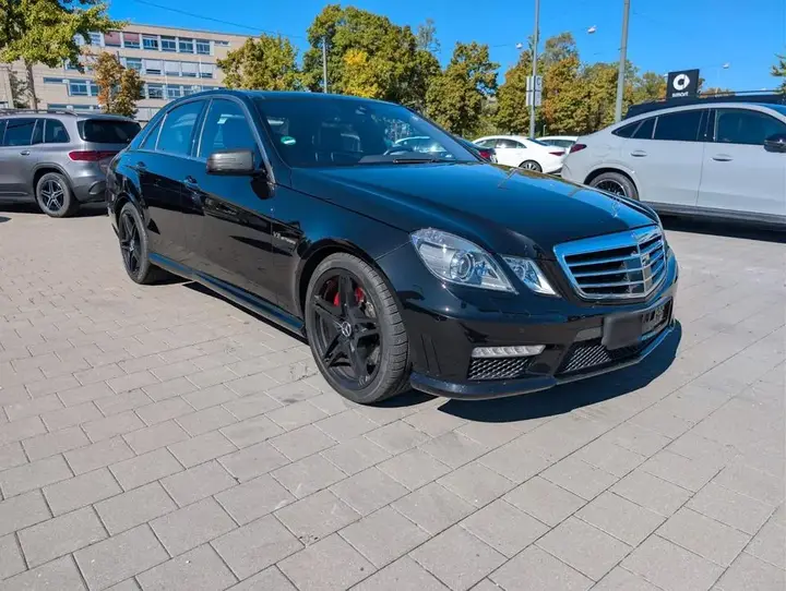 Mercedes-Benz E63 Amg
