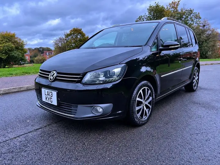 Volkswagen Touran 2013 photo 5