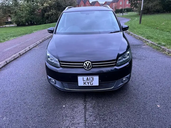 Volkswagen Touran 2013 photo 4