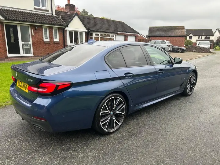 BMW 5 Series 2021 photo 5