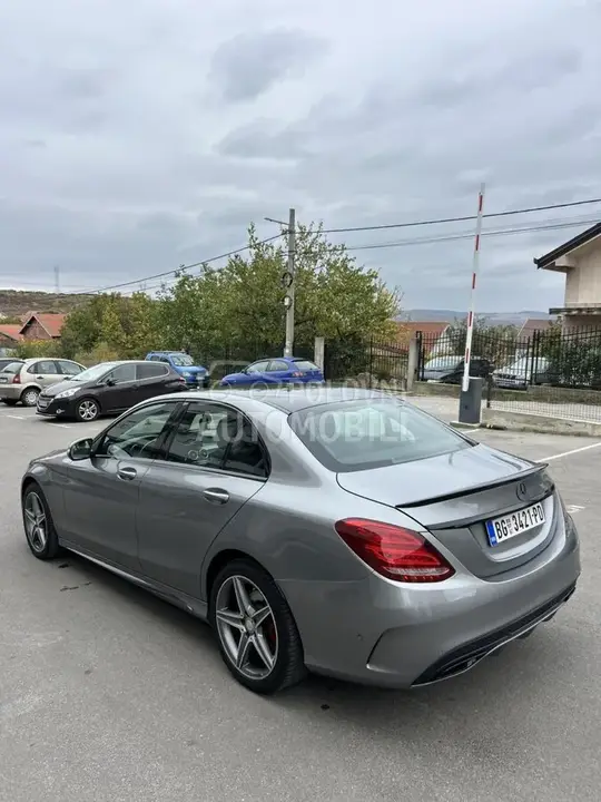 Mercedes-Benz C 220 2014 photo 4