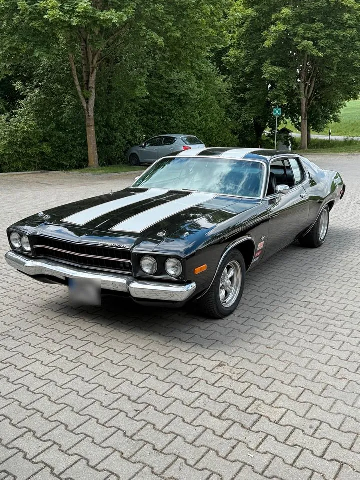 Plymouth Satellite