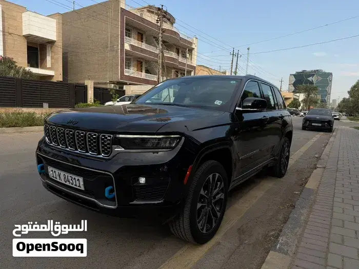 Jeep Grand Cherokee 2023 photo 2