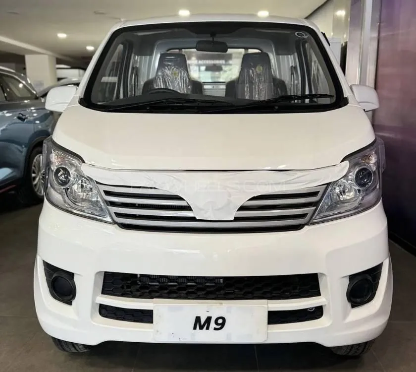 Changan M9