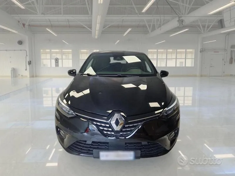 Renault Clio 2023 photo 2