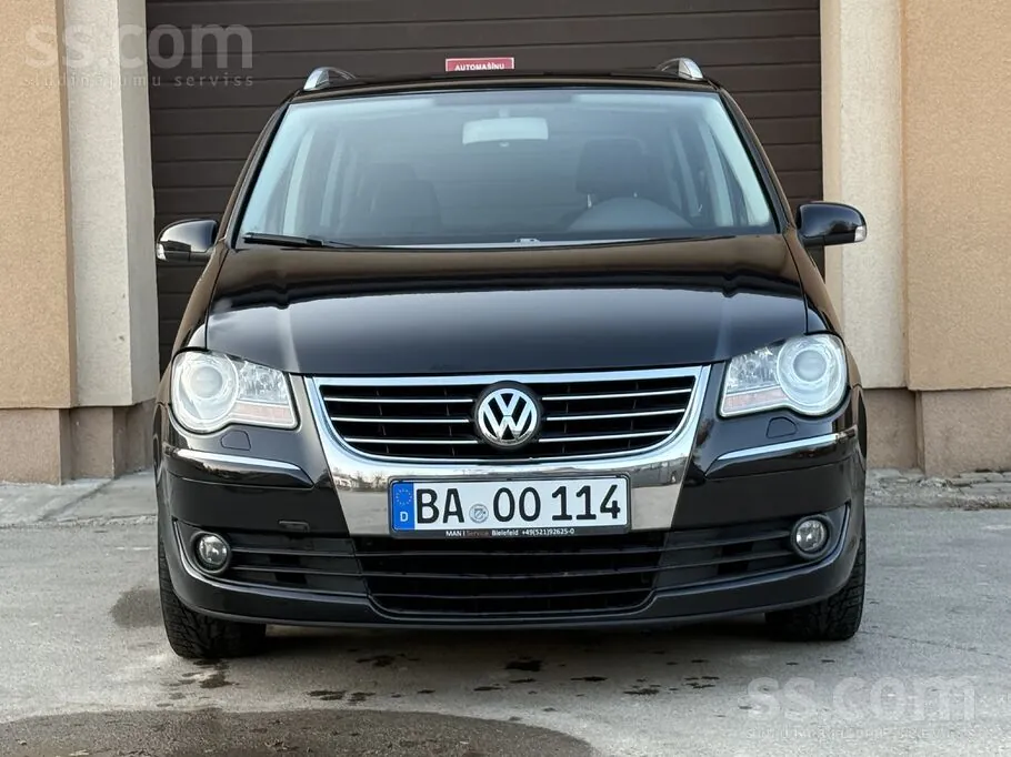 Volkswagen Touran 2007 photo 2
