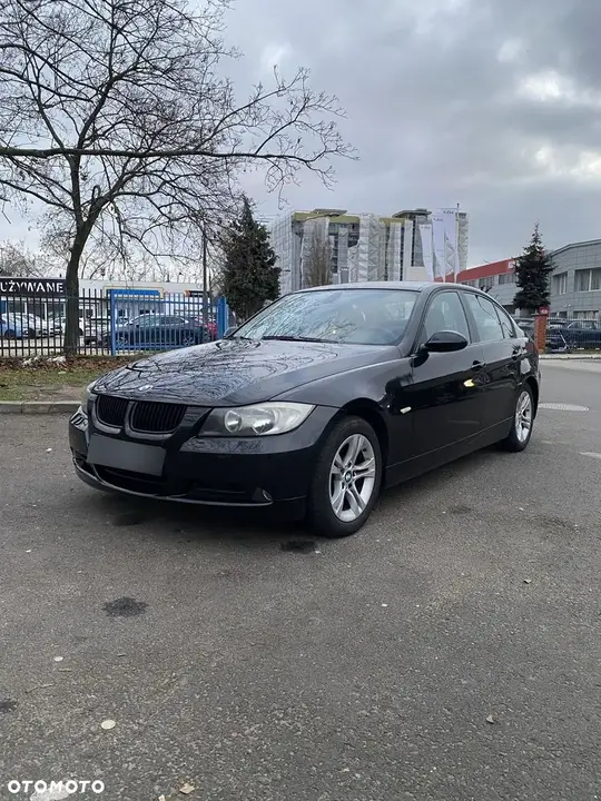 BMW 320I