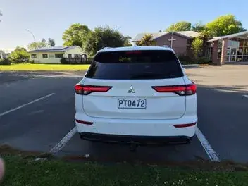 Mitsubishi Outlander 2023 photo 5