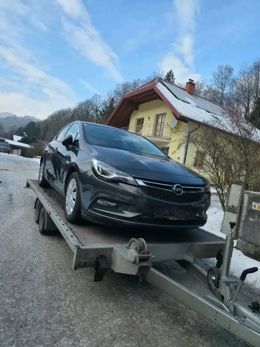 Opel Astra 2016 photo 2