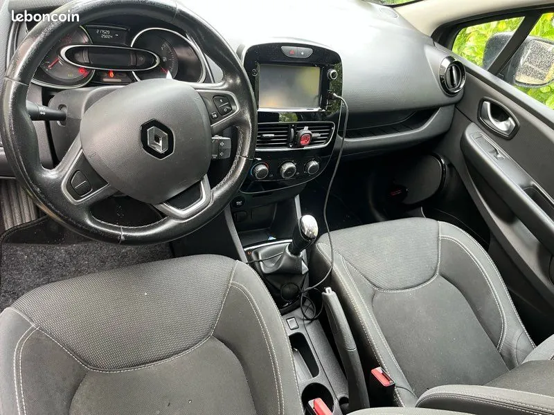 Renault Clio 2017 photo 4